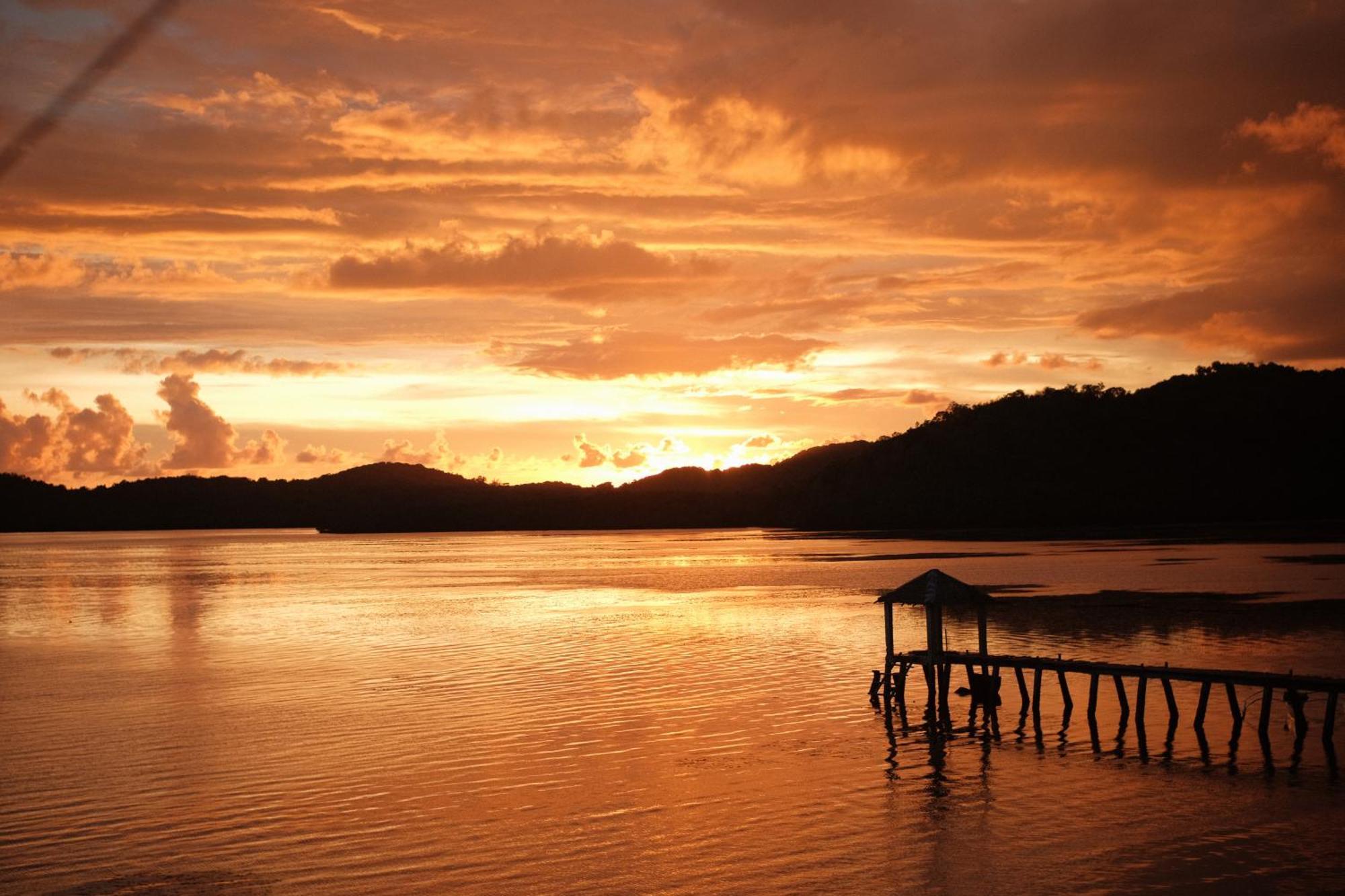 Bellalouise Inn Busuanga Extérieur photo